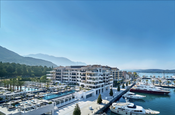 Зимовка в Regent Porto Montenegro