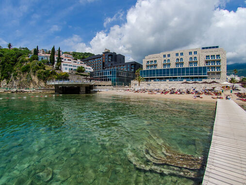 Avala Resort & Villas