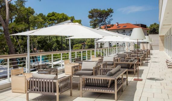 Lounge Bar Alto Rosso