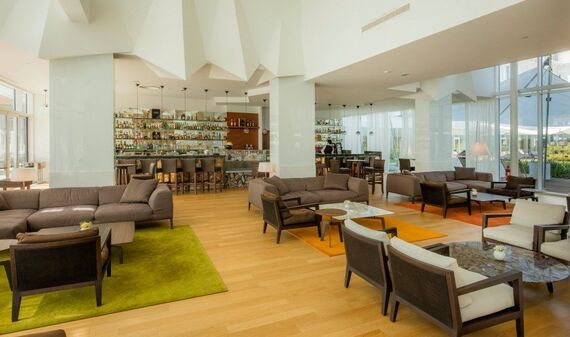 Lounge Bar Alto Rosso