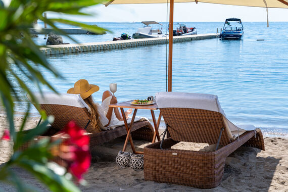 Dukley Beach & Bar