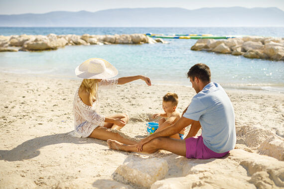 Val Marea Sandy Family