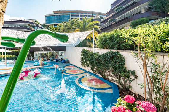 Dukley Hotel & Resort