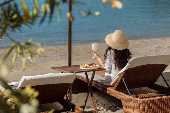 Dukley Beach & Bar
