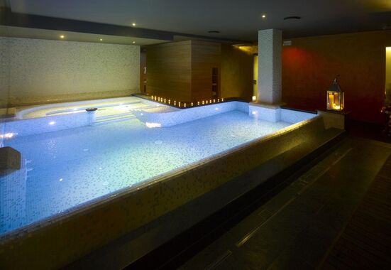 DV Chalet Boutique Hotel