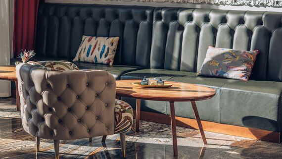 Sova lobby bar