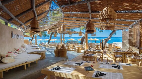 Gooshter Beach Club