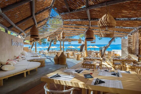 Gooshter Beach Club