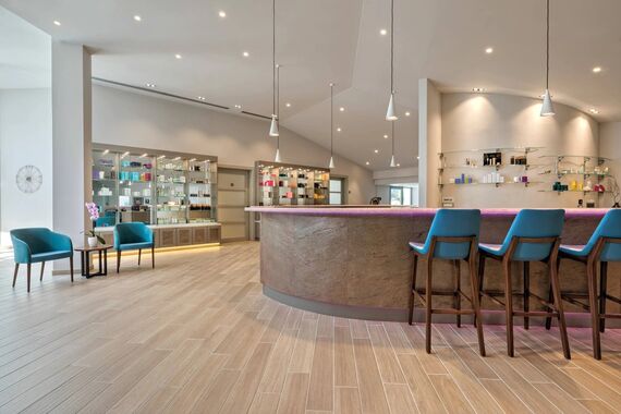 Le Meridien Lav