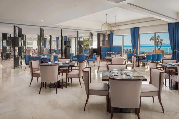 Le Meridien Lav