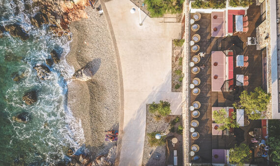 A•Bay Beach Bar