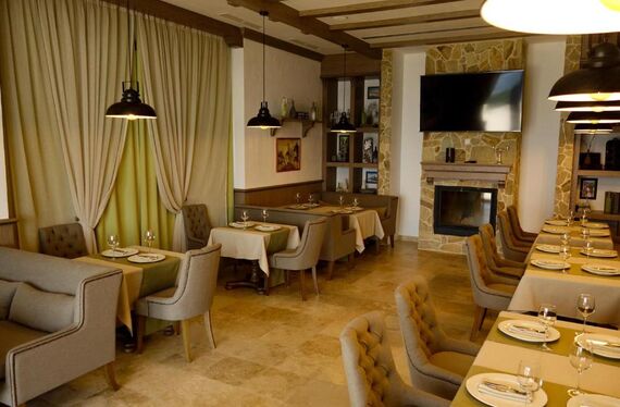 Hotel Oak Leaf Residence