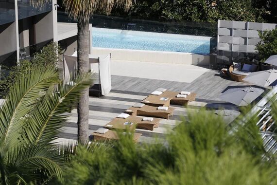 Palmon Bay Hotel & Spa
