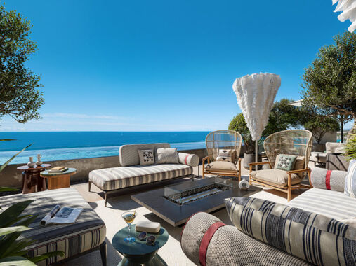 Pical rooftop bar