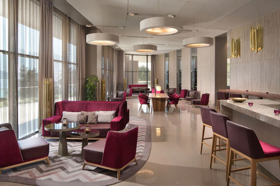 Prima Vista Lounge Bar