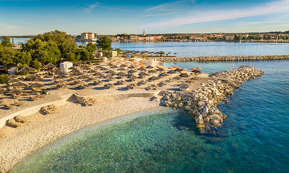  Val Sunrise Family beach