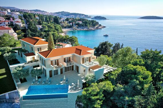 Villa Azzurro